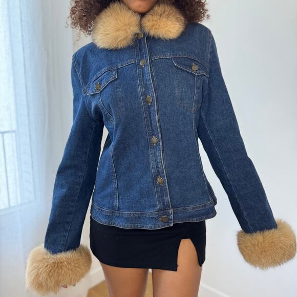 Vintage Italian Denim Jacket with Faux-Fur Collar & Cuffs (S) - Picture 7 of 12